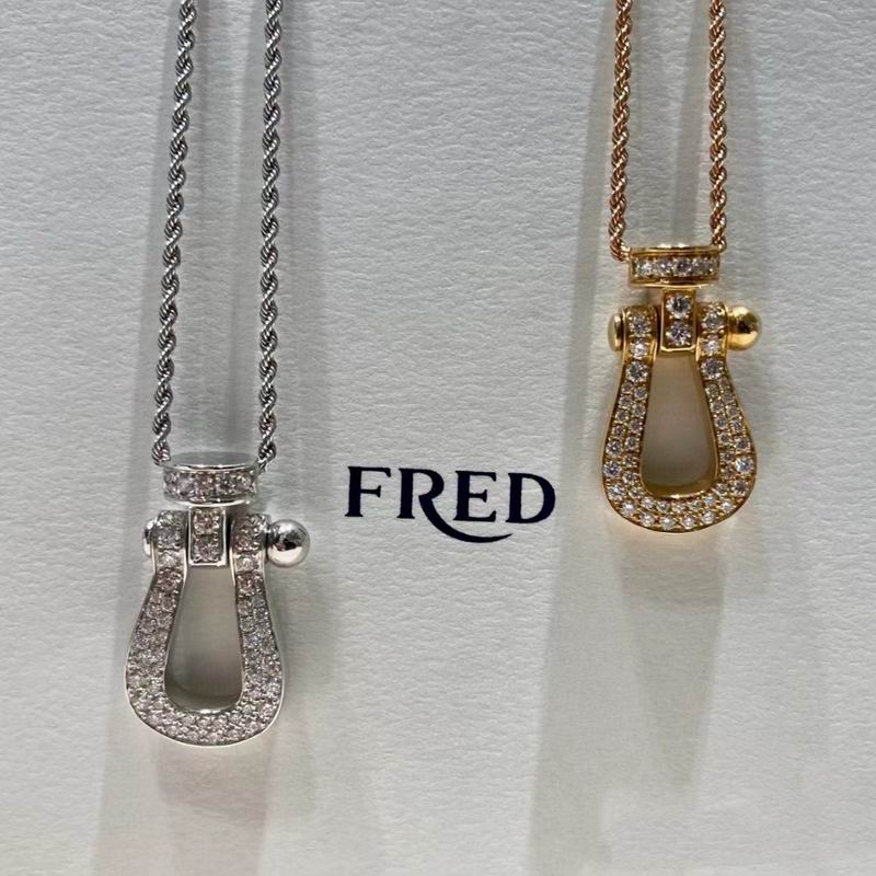 Fred Necklace 04yxs04